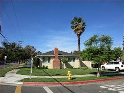 3rd image of 1928 Cottle Ave