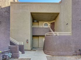 5072 S Rainbow Blvd, Las Vegas, NV