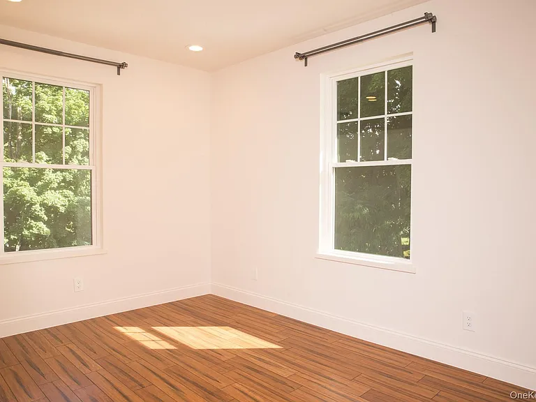 1228 North Ave #B — Photo 20