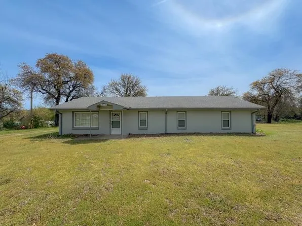 1155 Kelley Ave, Ponca City, OK 74604