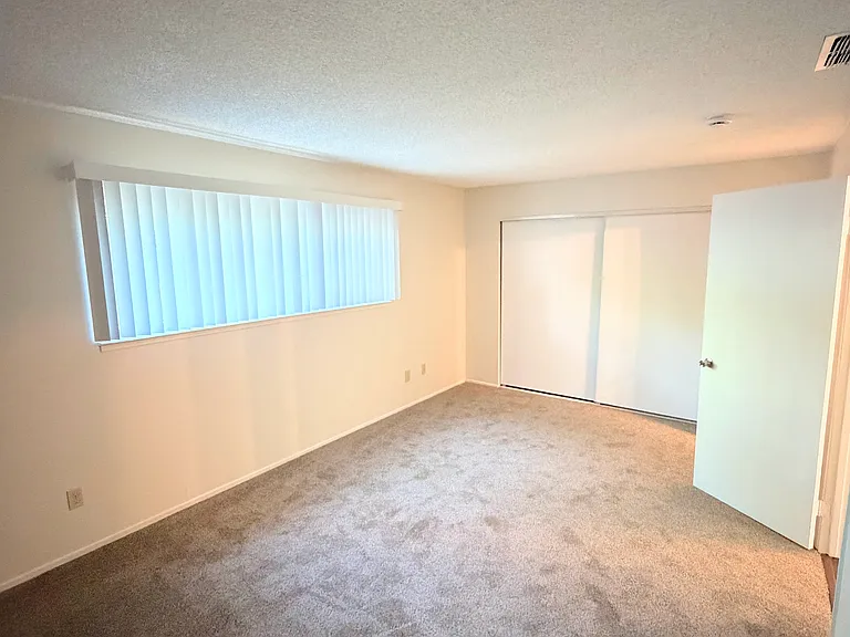 7885 Vista Ridge Dr — Photo 9