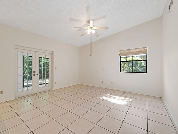 2nd image of 6144 Sequoia Dr