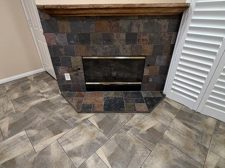 24111 Del Monte Dr #3 — Photo 27