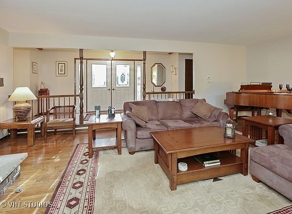 3rd image of 298 Greenwood Dr