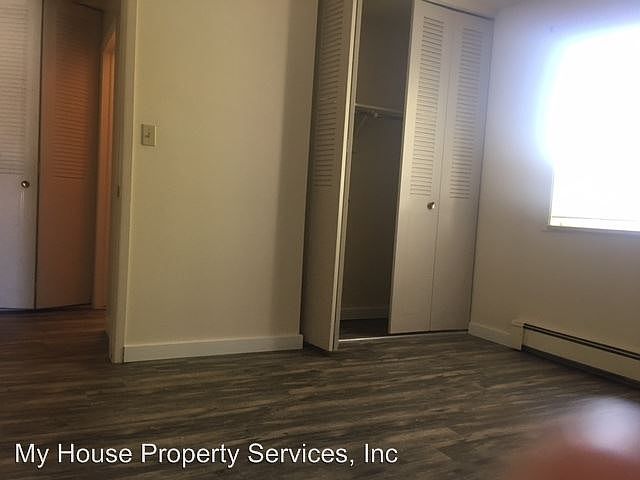 2nd image of 327 Mathews St APT 1B