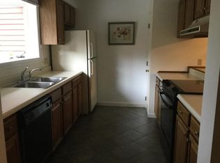 11 Lincoln Woods Ln, Waterville, ME 04901