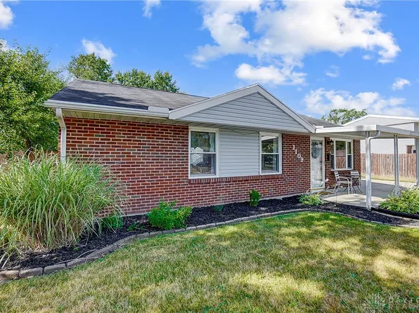 1109 Grissom Ave, New Carlisle, OH 45344