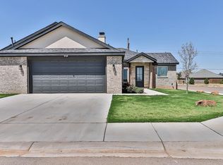 801 N 6th Cir, Wolfforth, TX 79382