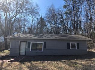 1515 Chert Pit Rd, Knoxville, TN 37923