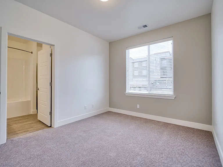 Eden Apartments — Photo 58