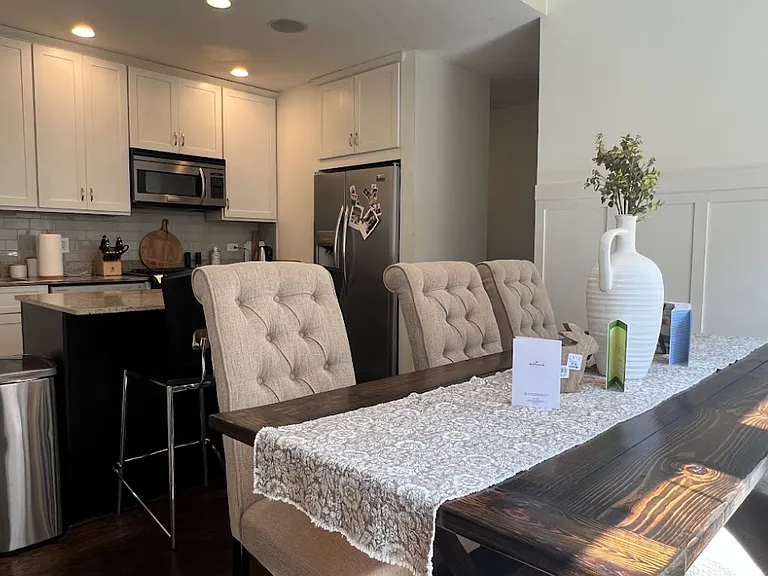 3647 N Wilton Ave #3 — Photo 15