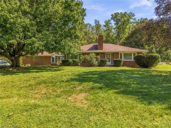 5738 Griffith Ave NW, North Canton, OH 44720