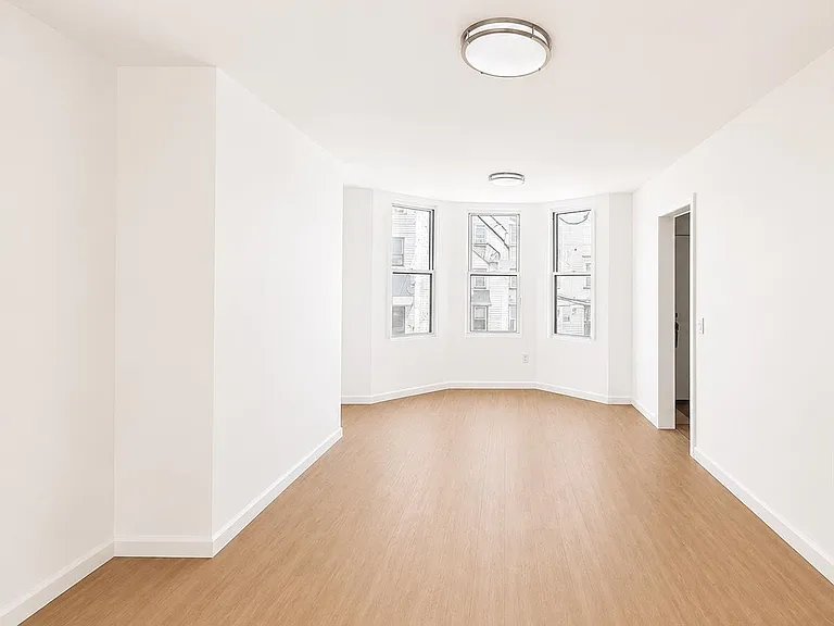521 Mercer St #2 — Photo 5