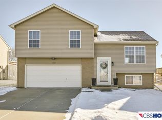 17847 Margo St, Omaha, NE 68136
