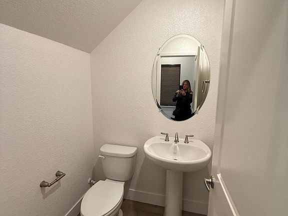 3rd image of 1837 Halite Dr