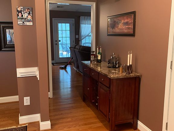 3rd image of 120 Boyce Landing Ct