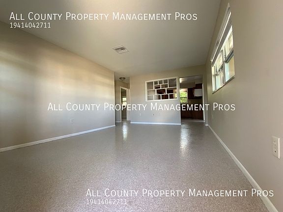 4th image of 5820 Murdock Ave