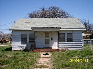 602 Gilmer St, Eastland, TX 76448