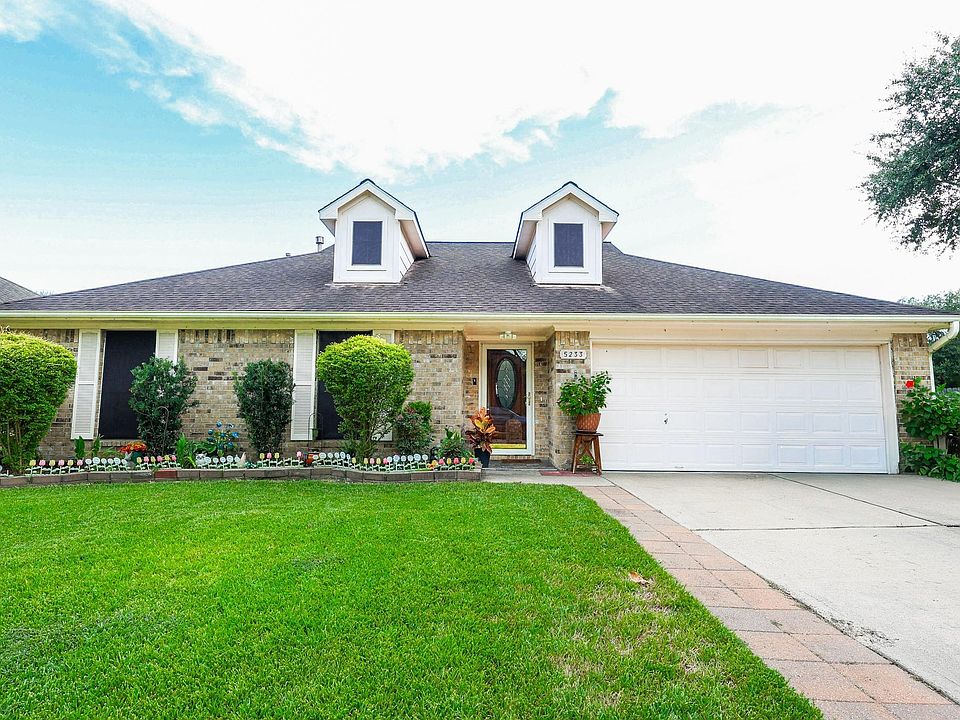 1st image of 5233 Ridgecrest Dr