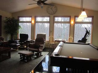 79 Hoxsie Rd, Richmond, RI 02892