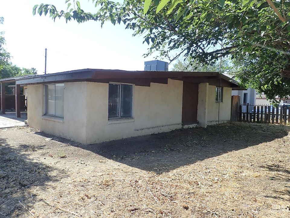 1st image of 2242 Oleander St