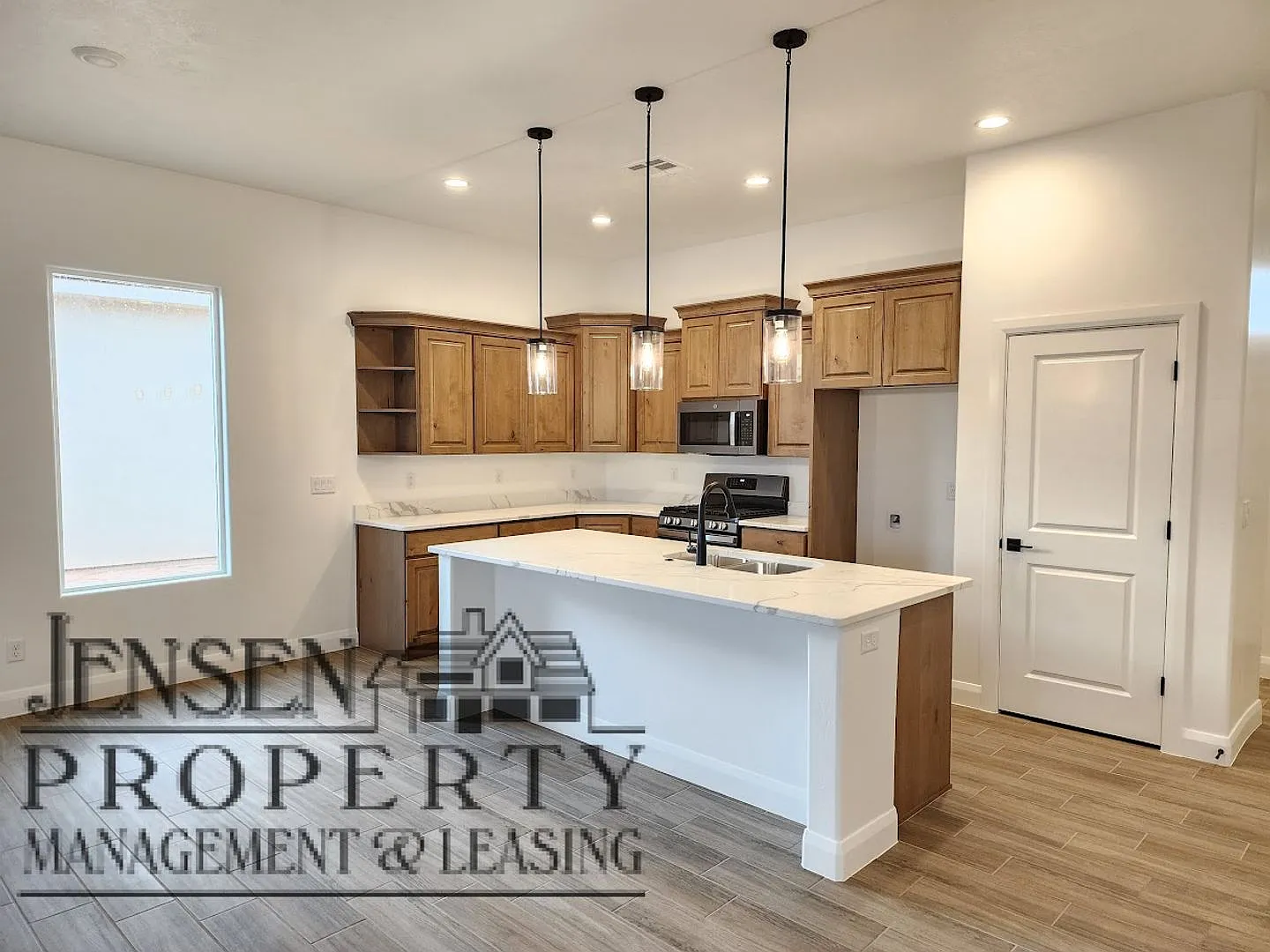 Town Home in Sky Valley — Photo 4