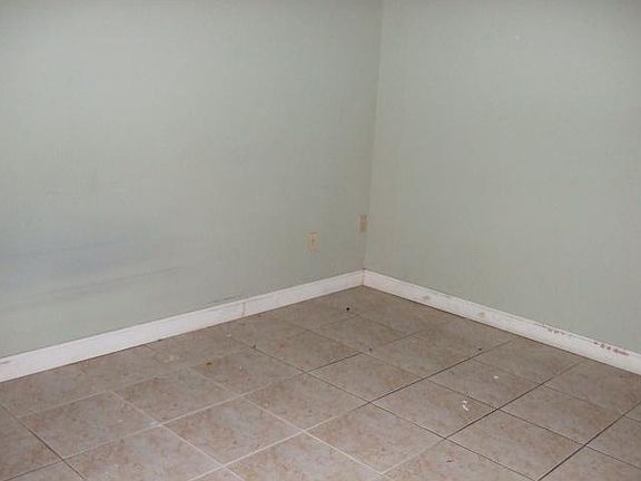 4th image of 5050 Nw 7 St #407