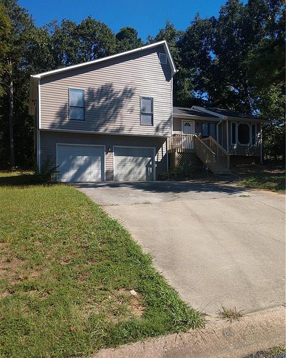 1st image of 2860 Herron Cir