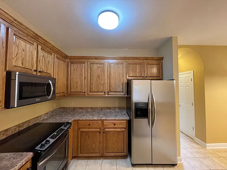 202 Eagle Lndg — Photo 12