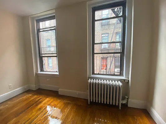 Rented by Urban Real Estate Property Group Inc | media 5