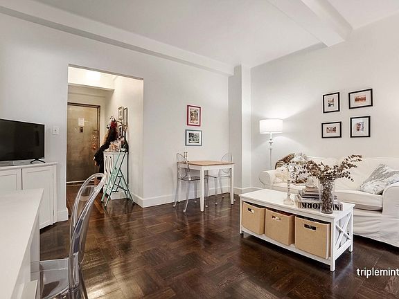 2nd image of 24 5th Ave APT 1219