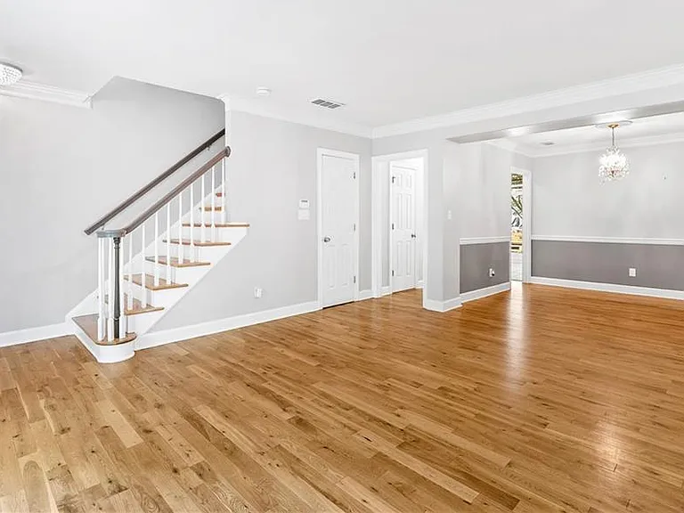 46 Mount Vernon Cir — Photo 5
