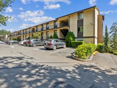 12525 NE 145th Place #F112, Kirkland, WA, 98034