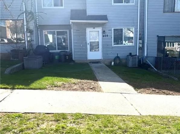 409 Neckar Ave, Staten Island, NY 10304