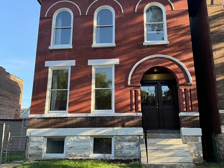 4230 Castleman Ave — Photo 28