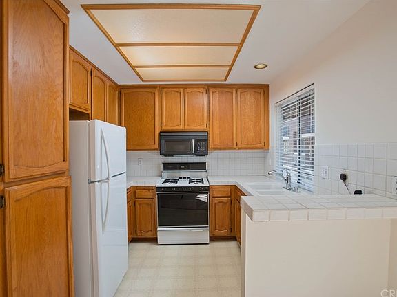 Kitchen - Refinished Cabinets, Breakfast Bar, All