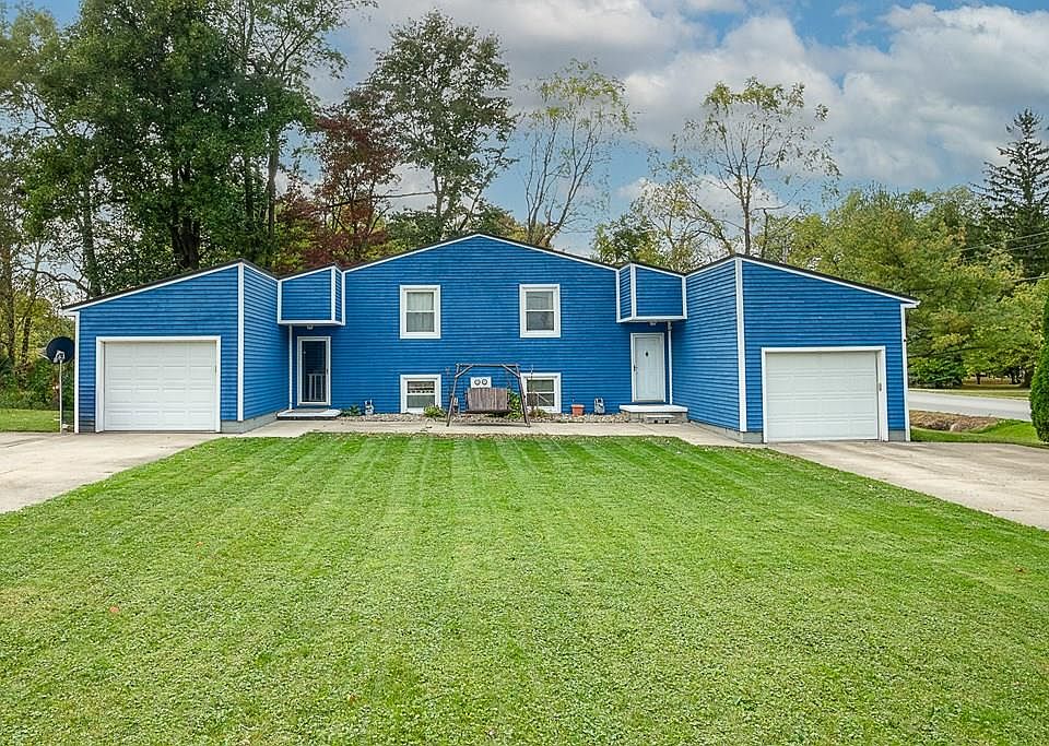 1st image of 32-34 S Ireland Blvd