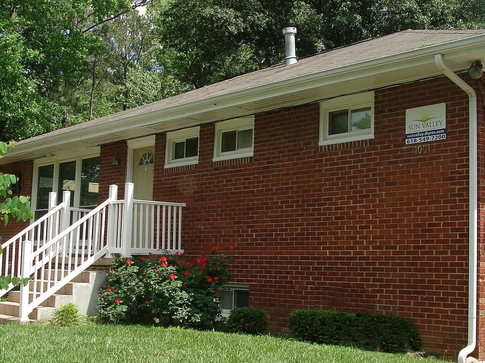 2nd image of 1001 W Walnut St APT 4