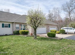 111 Santee Ct, Crossville, TN 38572