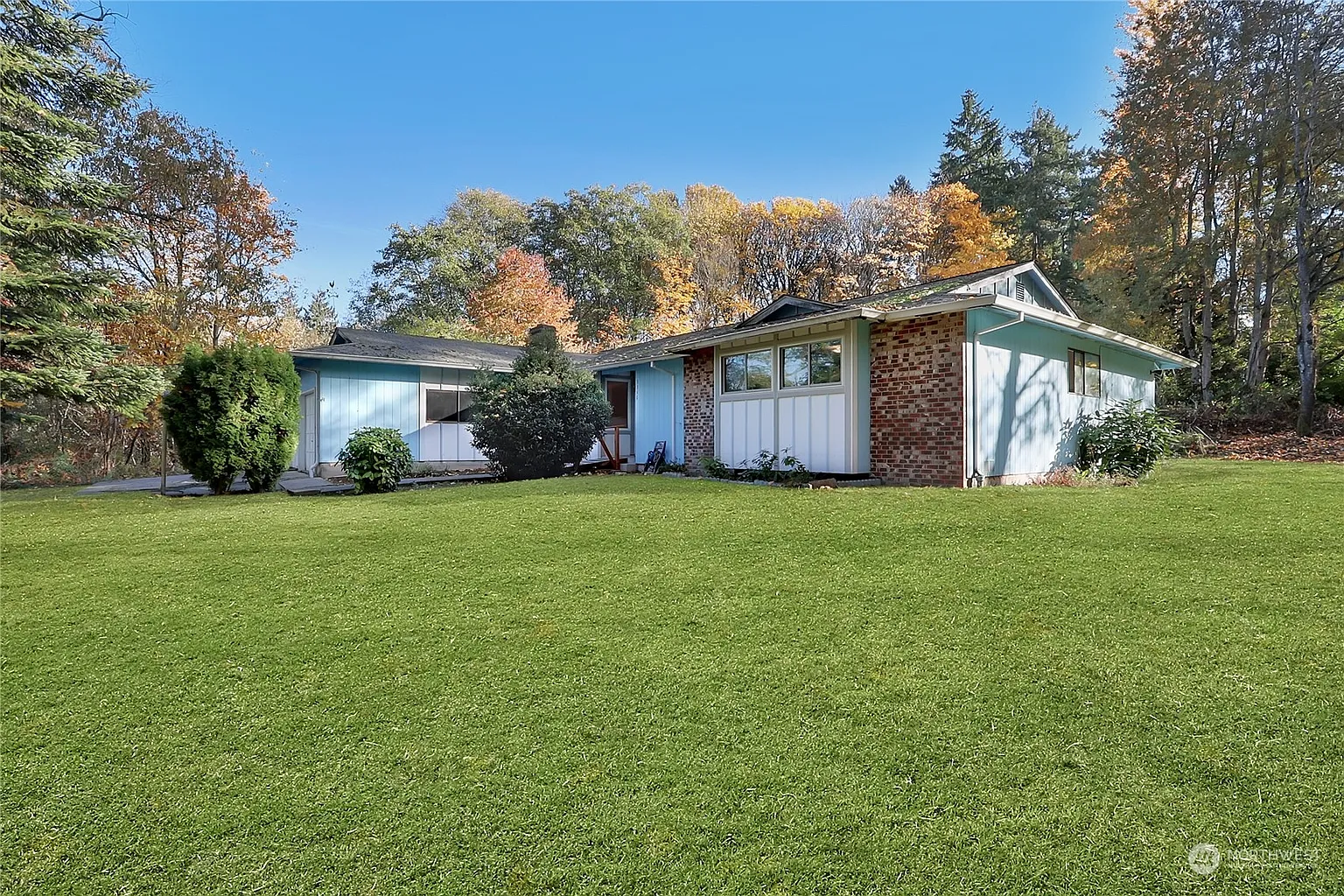 3316 44th Street Ct E photo 1