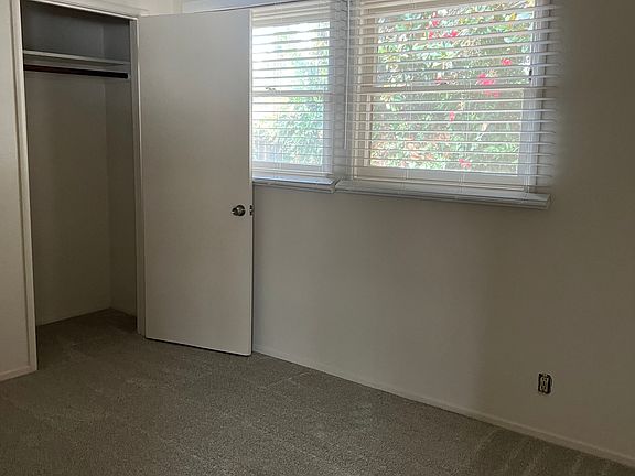 5th image of 20531 Cambridge Ave
