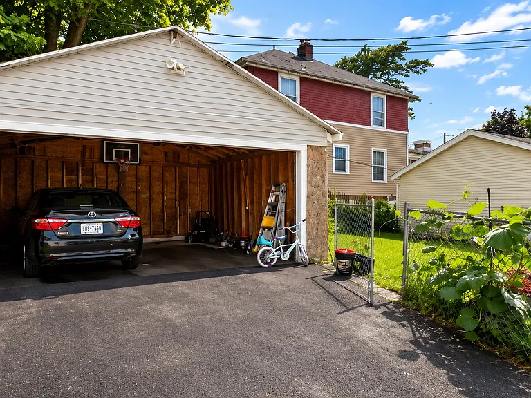 6 Edison Ave #2 — Photo 27