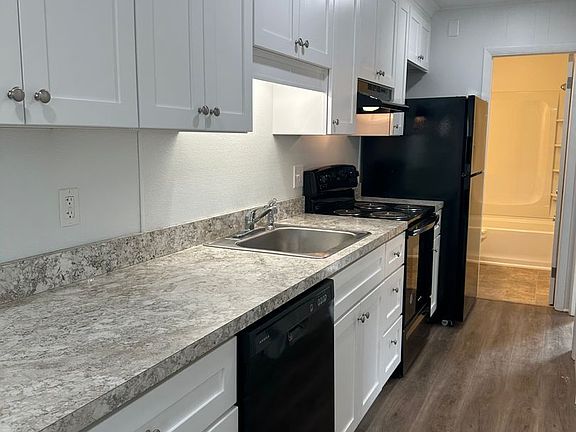 4th image of 2339 Memorial Ave SW #1-A