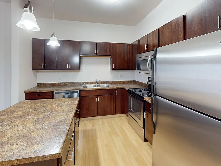 Cascades Apartments — Photo 53