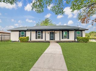 5445 Enderly Pl, Dallas, TX 75227