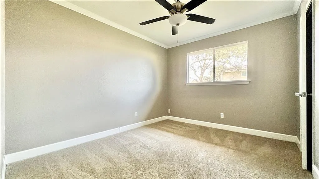 4 bed, 2.0 bath, 1608 sqft, $2,100 — Photo 3