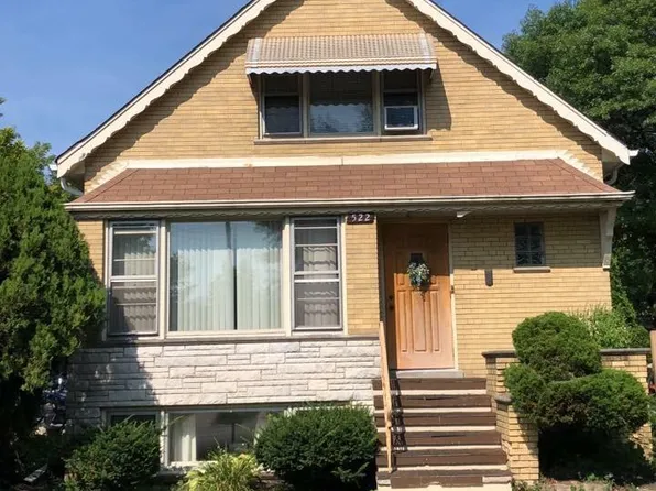 522 Barnsdale Rd #1, La Grange Park, IL 60526