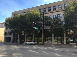 3525 Broadway Blvd, Kansas City, MO 64111