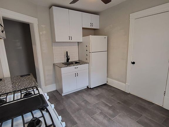 2nd image of 3427 Nicollet Ave APT 4