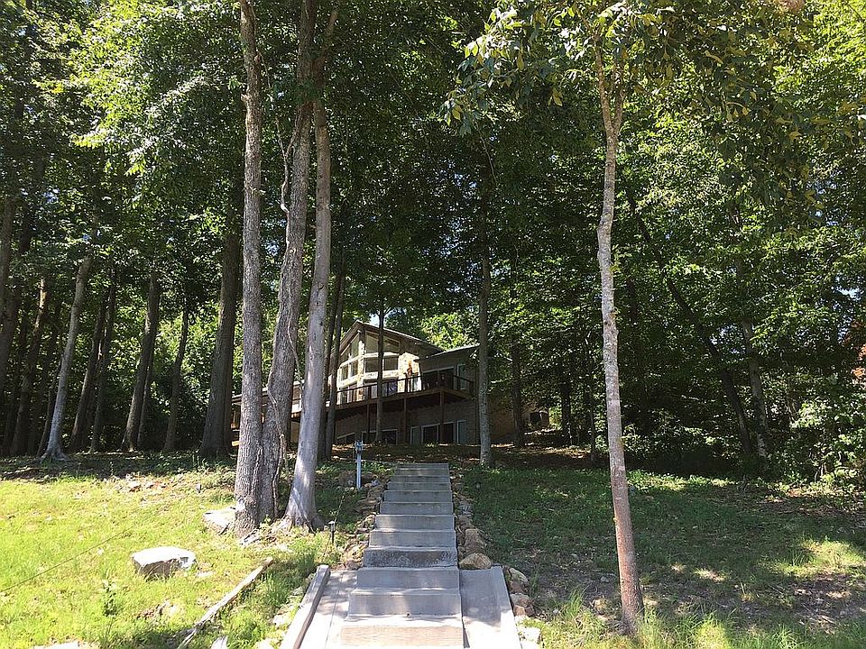 1st image of 805 Norris Shores Dr